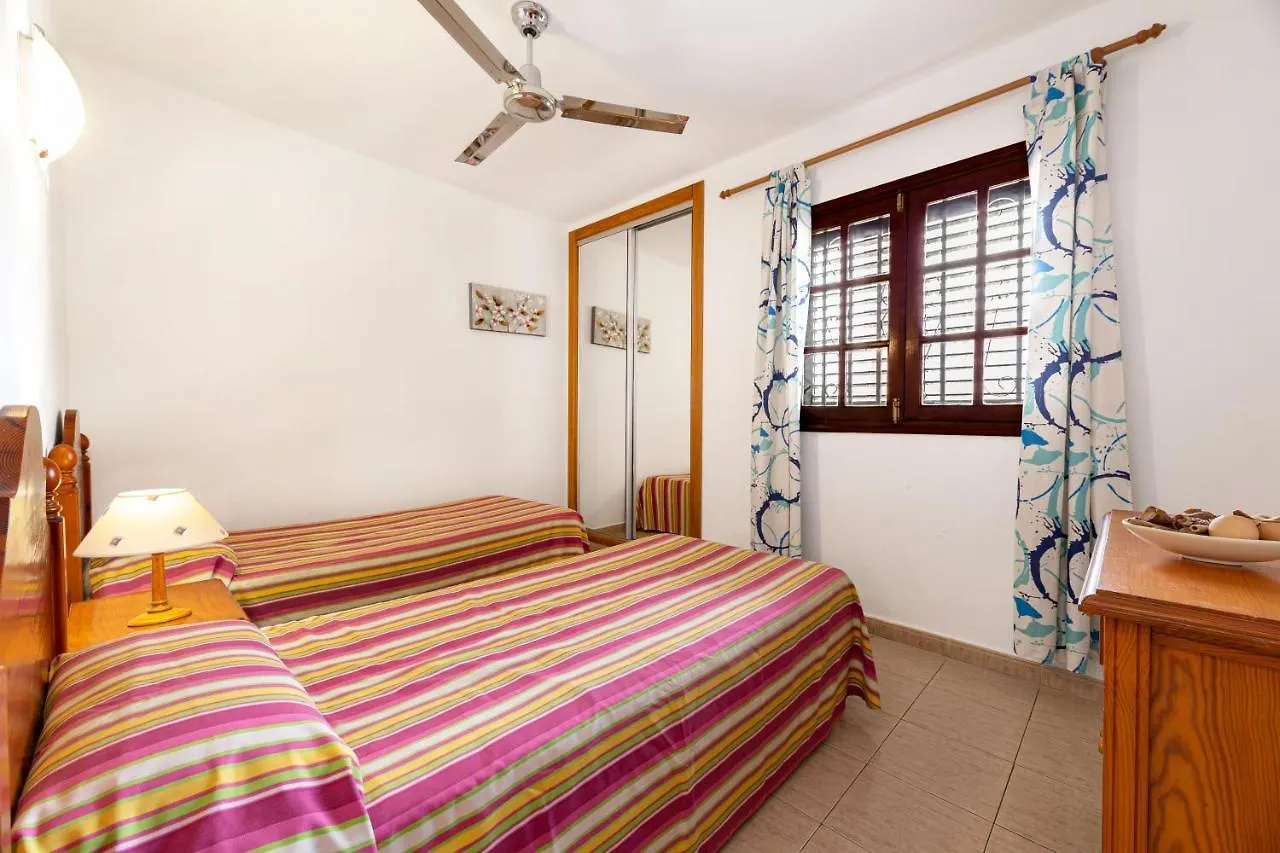 Apartamentos Las Lilas (Adults Only) Puerto del Carmen  0*, Puerto del Carmen (Lanzarote)