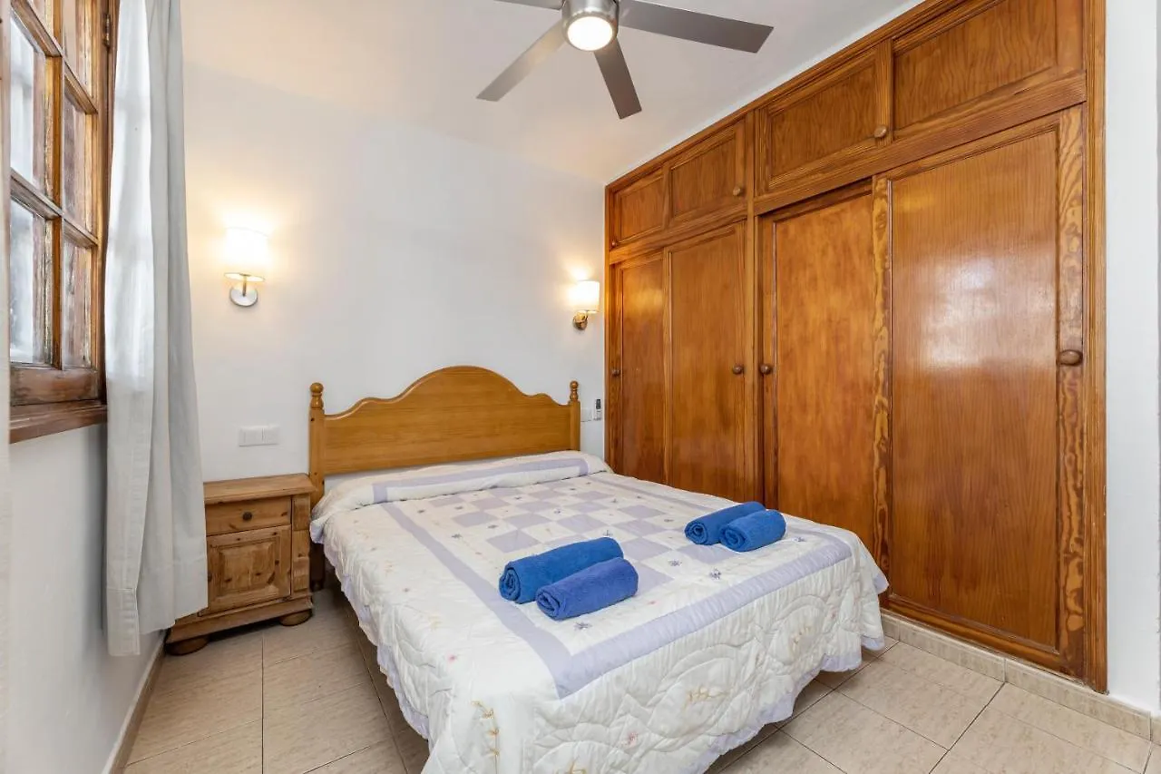 Apartamentos Las Lilas (Adults Only) Puerto del Carmen  Apartment Puerto del Carmen (Lanzarote)
