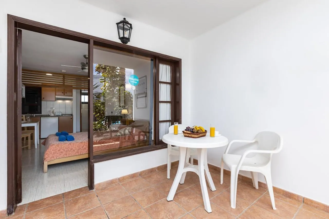 Apartamentos Las Lilas (Adults Only) Puerto del Carmen  Apartment Puerto del Carmen (Lanzarote)