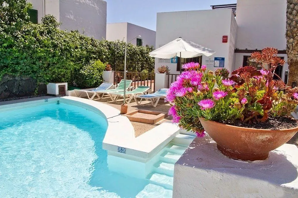 Apartamentos Las Lilas (Adults Only) Puerto del Carmen  0*, Puerto del Carmen (Lanzarote)