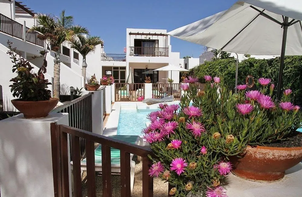 Apartamentos Las Lilas (Adults Only) Puerto del Carmen  0*, Puerto del Carmen (Lanzarote)